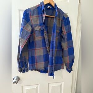 Crooks & Castles blue red plaid back logo button down long sleeve medium